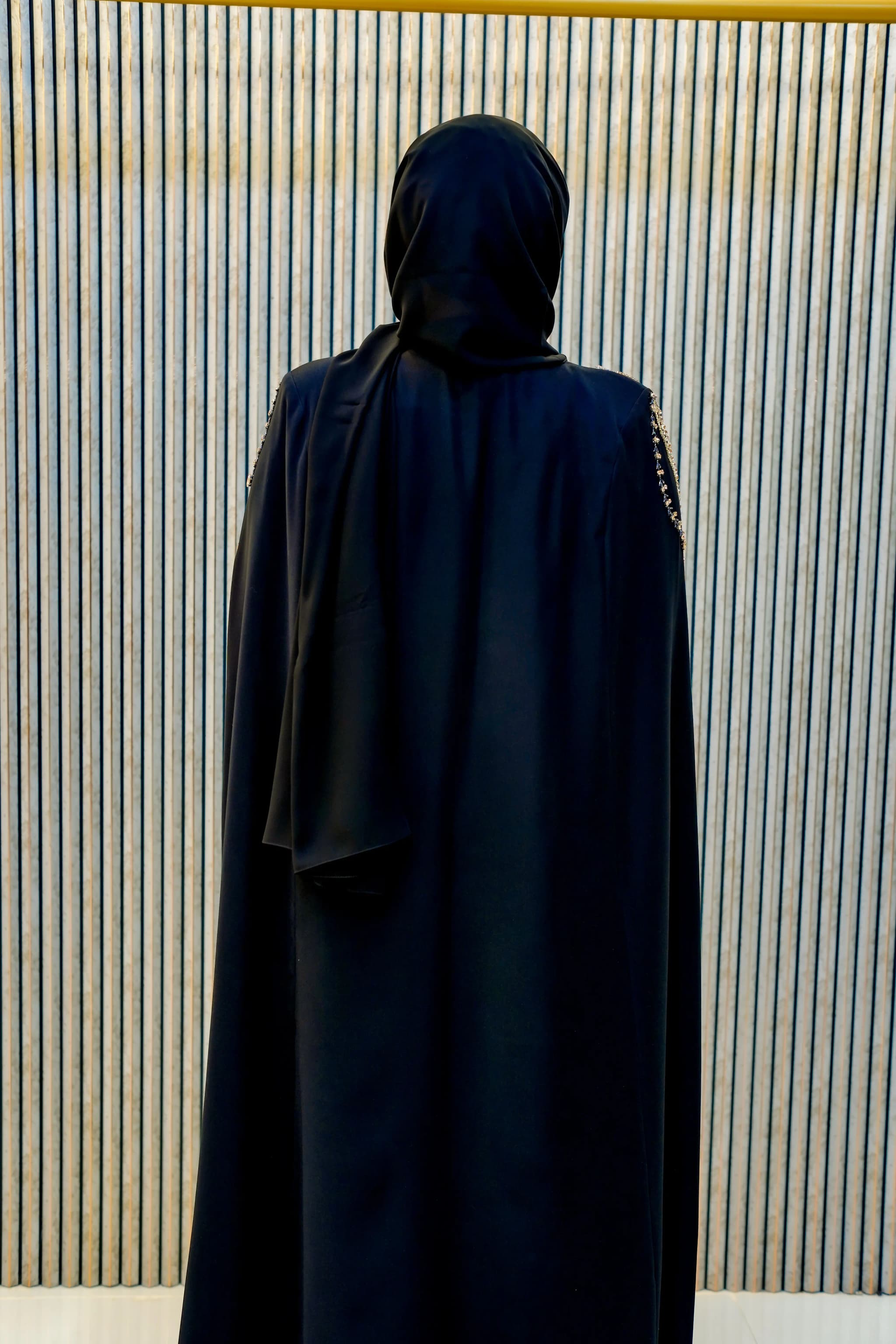 Elevate Your Modest Wardrobe with the Black Barbie Craip Abaya image 3